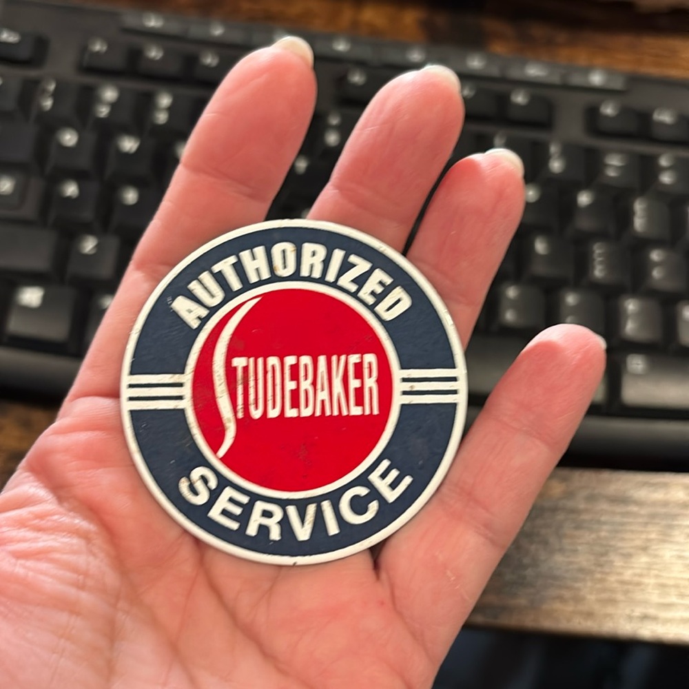 Studebaker metal emblem